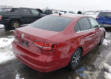 2017 Volkswagen Jetta 1.4T Se z USA, uszkodzony, nr VIN 3VWDB7AJ2HM378032